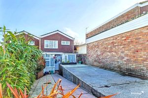 Photo 17- click for photo gallery